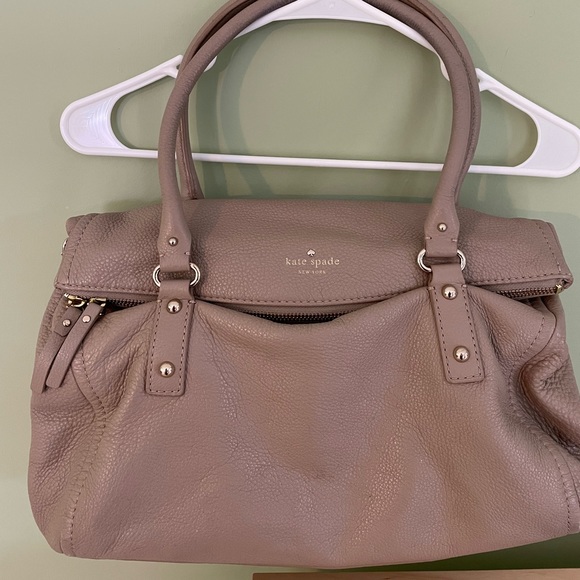 Kate Spade Soft Pebbled Leather Fold Over Flap Shoulder Bag- Taupe - Picture 1 of 4
